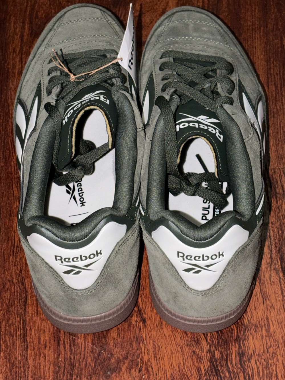 Reebok - Picture 7 of 8